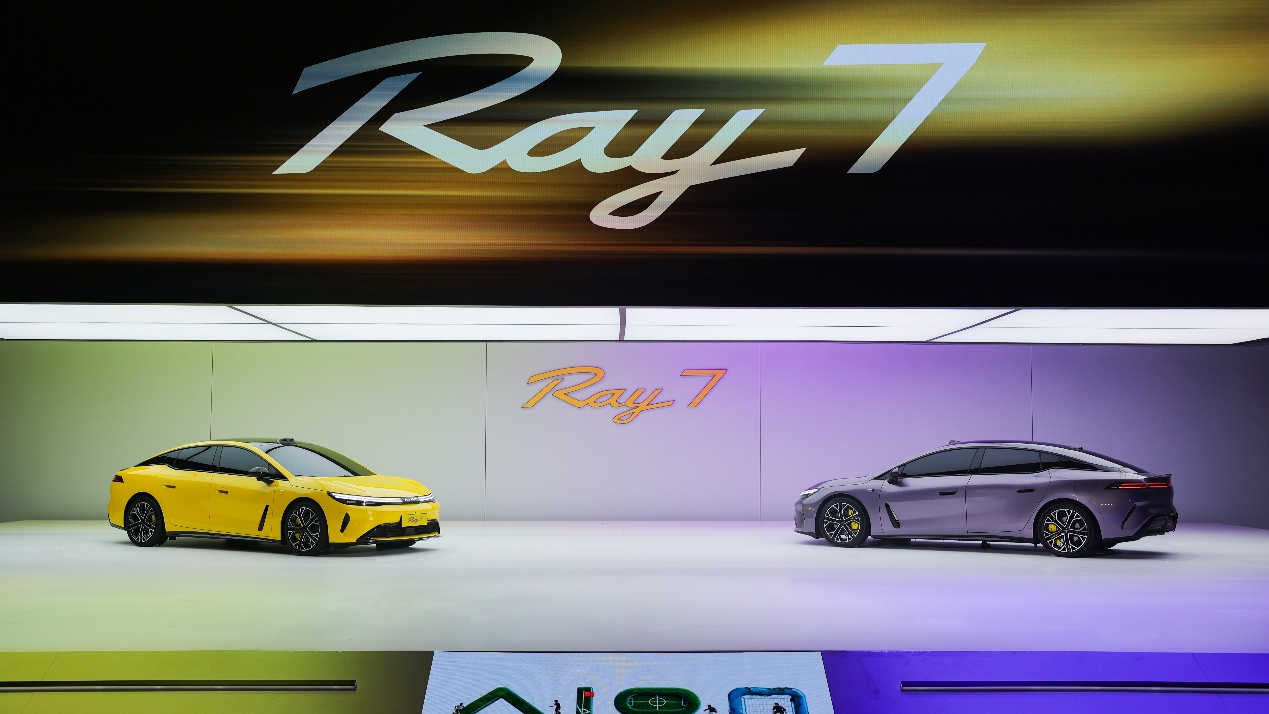 Ray7正式亮相：华为DriveONE深入底盘，埃安新车系首款车把技术牌打到台前